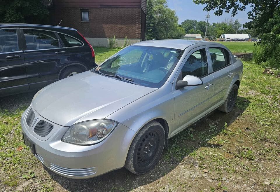 2010 PONTIAC G5