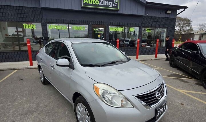 2014 NISSAN VERSA SV