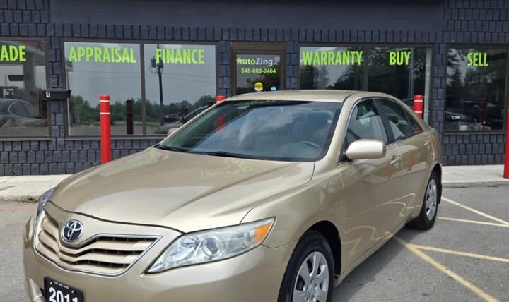 2011 TOYOTA CAMERY LE