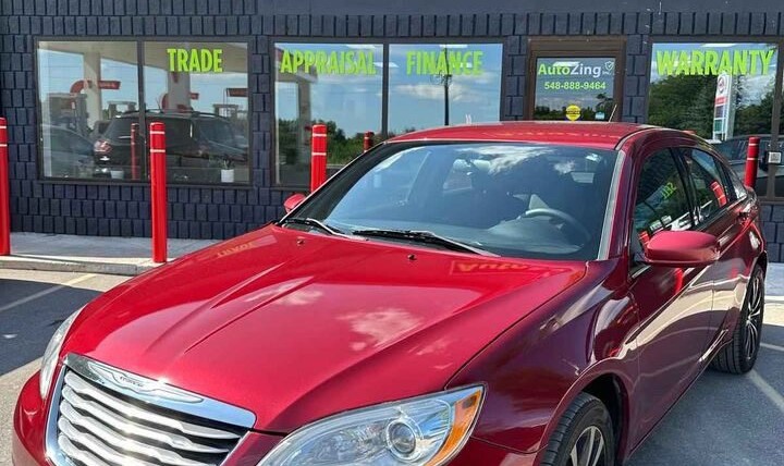 2012 CHRYSLER 200