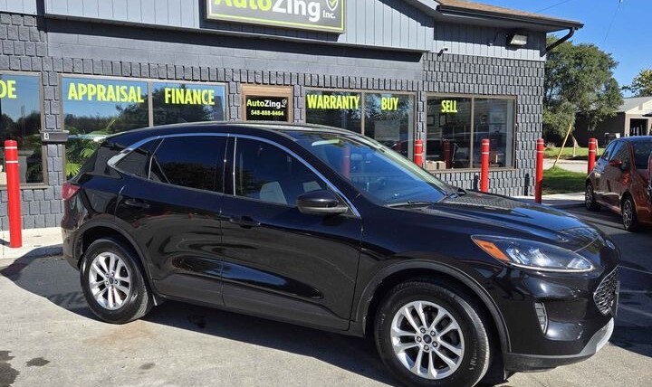 2020 FORD ESCAPE SE