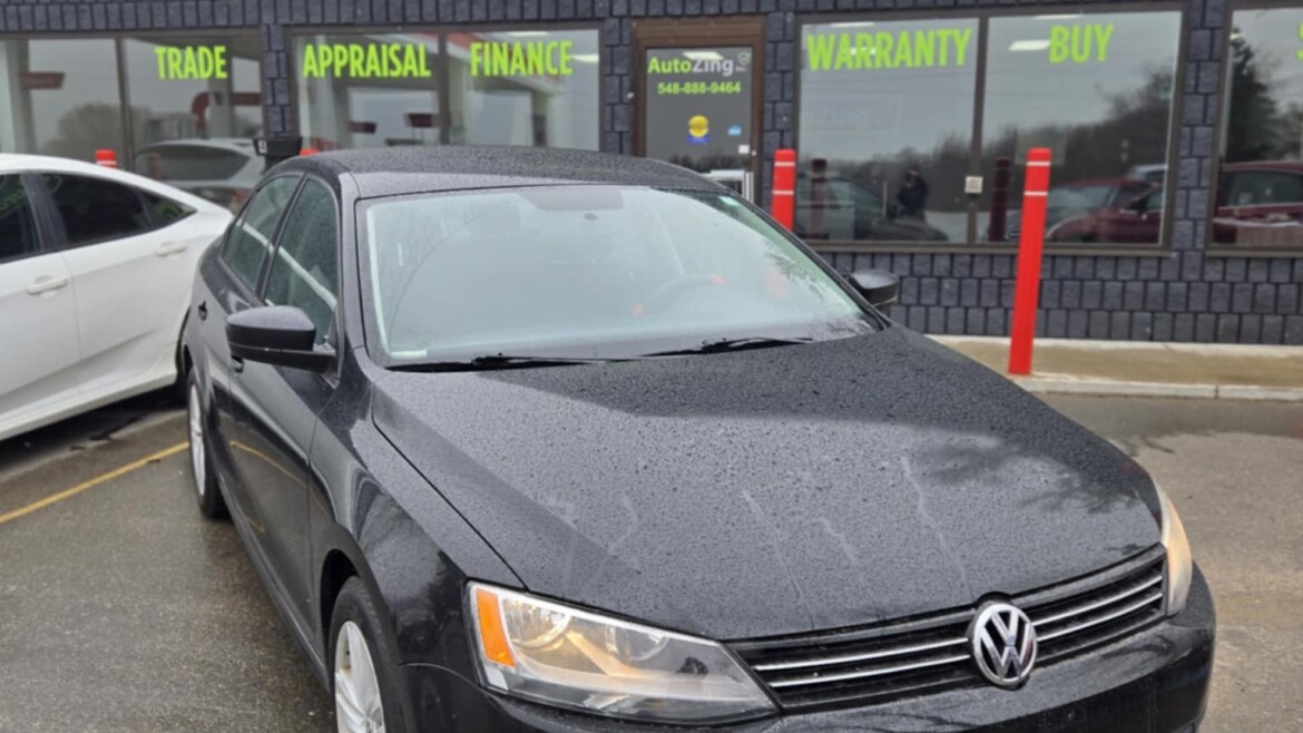 2013 VOLKSWAGEN JETTA
