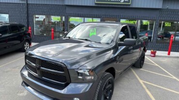 2016 RAM 1500 CREW CAB